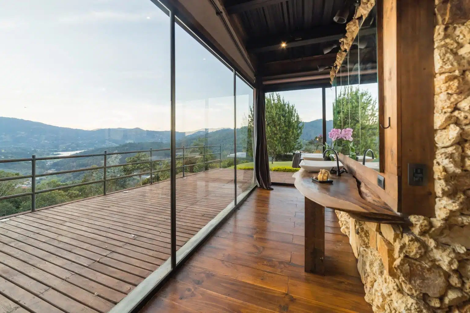 Sanovnik balkon – Šta znači sanjati balkon?