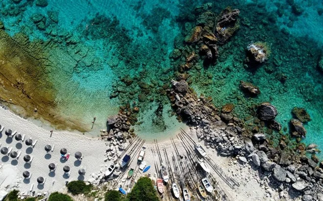 Sedam razloga da ove godine ljetujete u Grčkoj